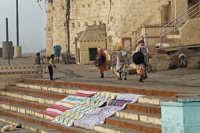 Varasani-Promenade sur le Gange-073